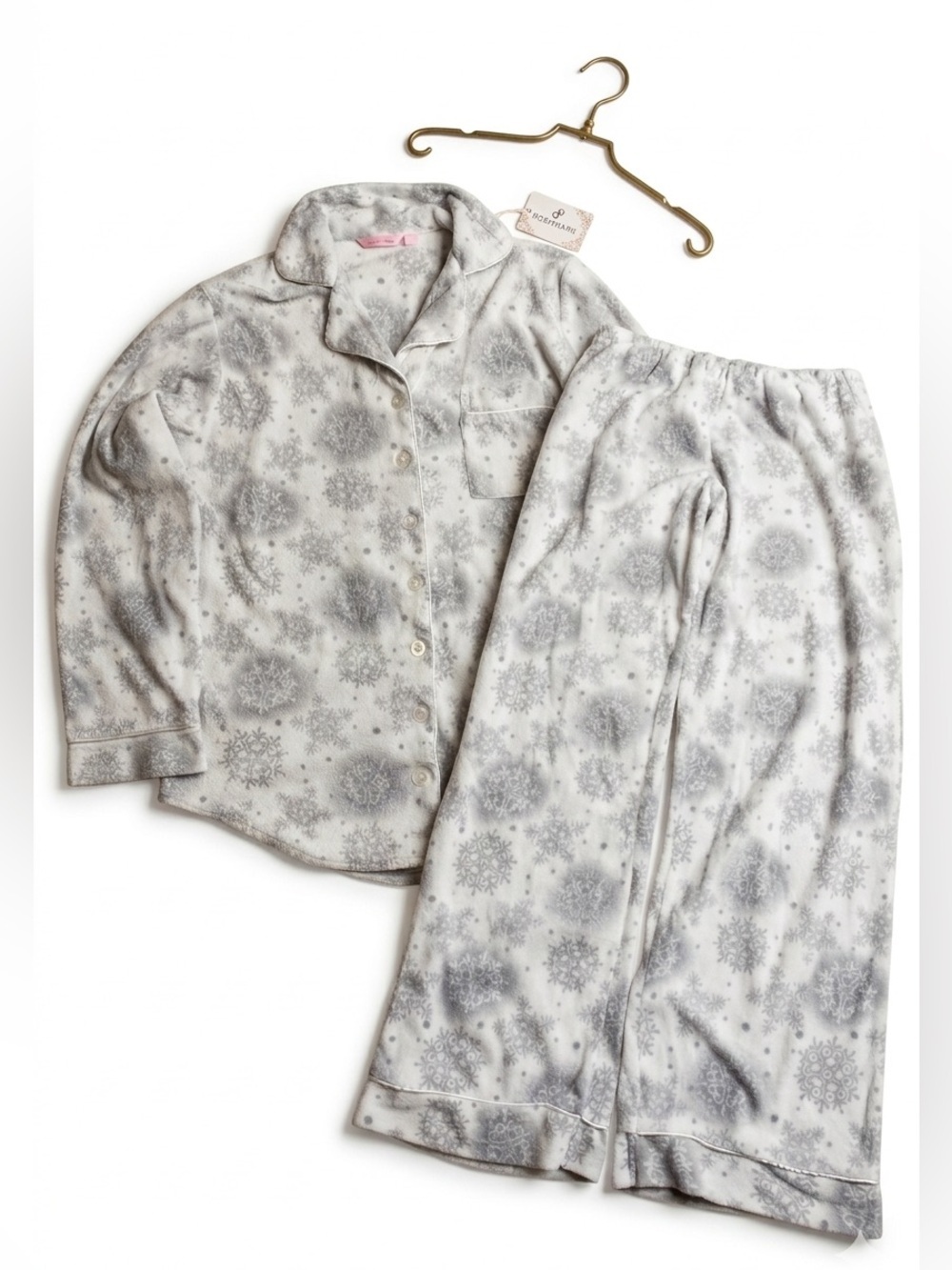 La Vie en Rose Snowflake Plush Pajama Set - Size Medium